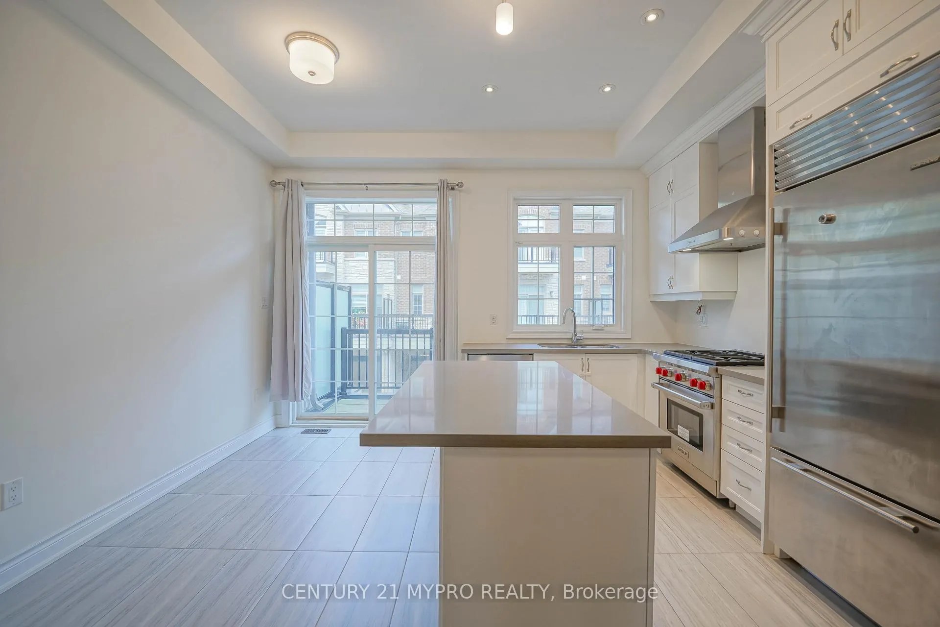 Photo 16 of 24 Royal Aberdeen Road, Markham, Angus Glen — HOMEH