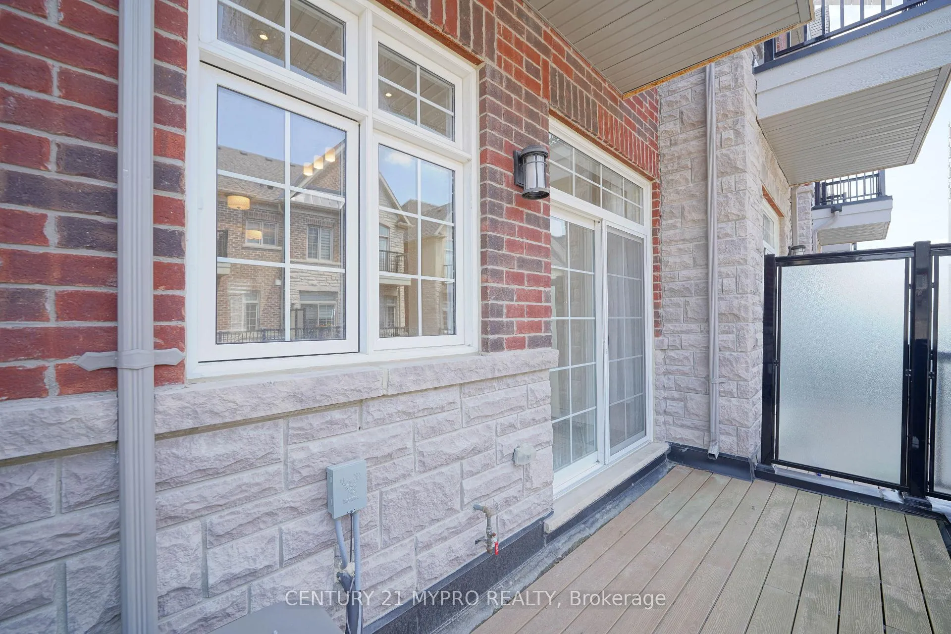 Photo 18 of 24 Royal Aberdeen Road, Markham, Angus Glen — HOMEH