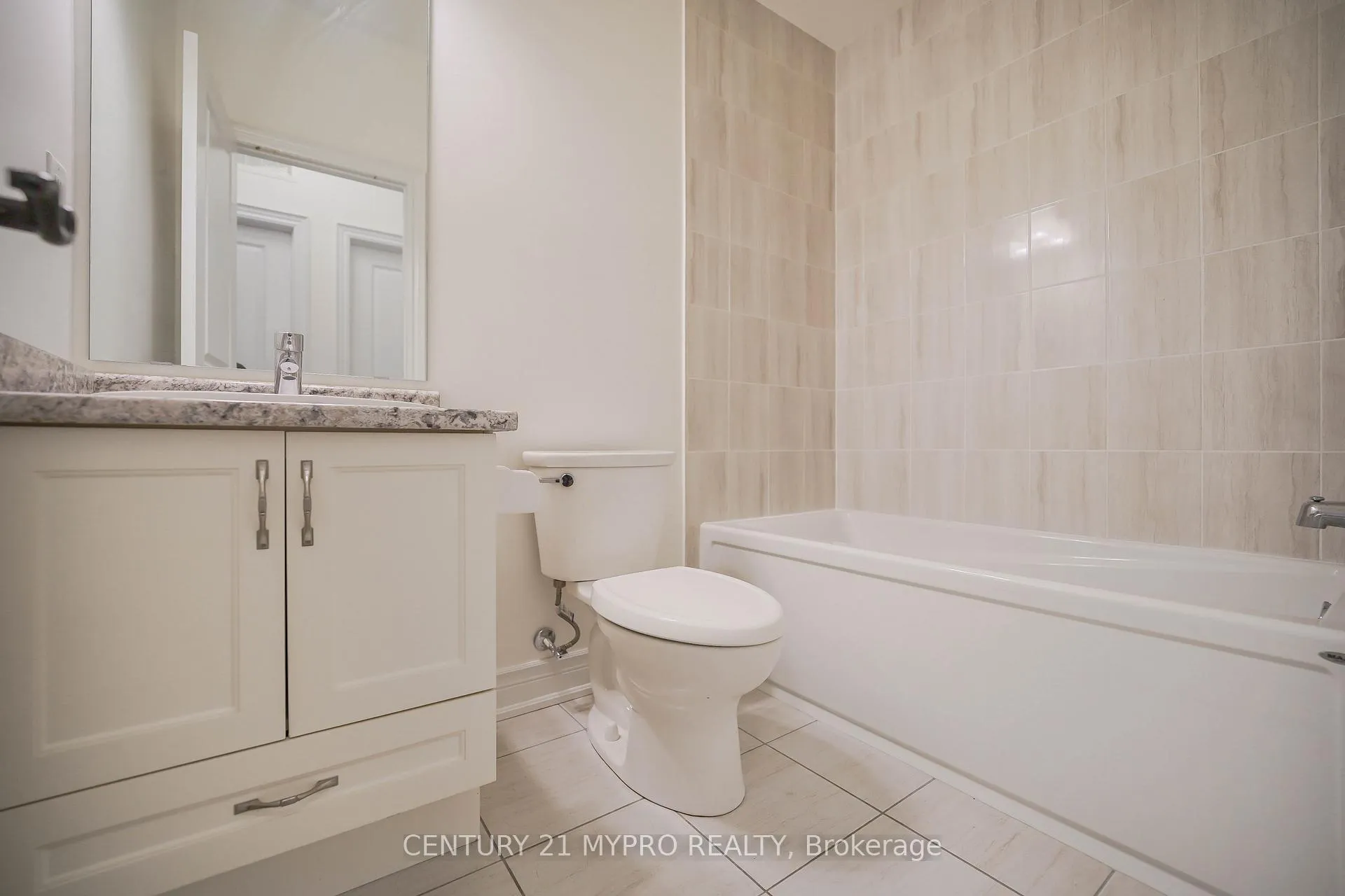 Photo 25 of 24 Royal Aberdeen Road, Markham, Angus Glen — HOMEH