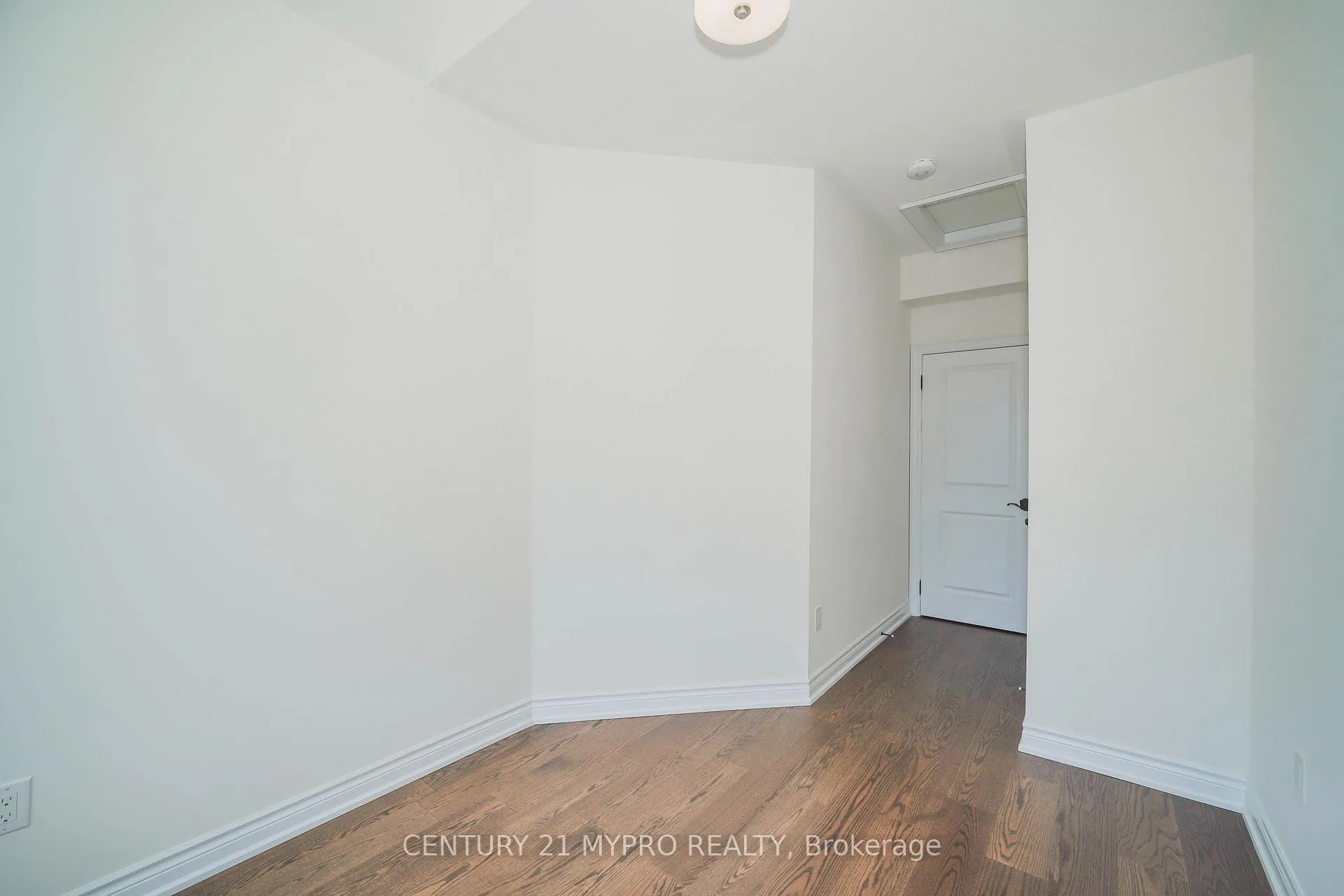 Photo 32 of 24 Royal Aberdeen Road, Markham, Angus Glen — HOMEH