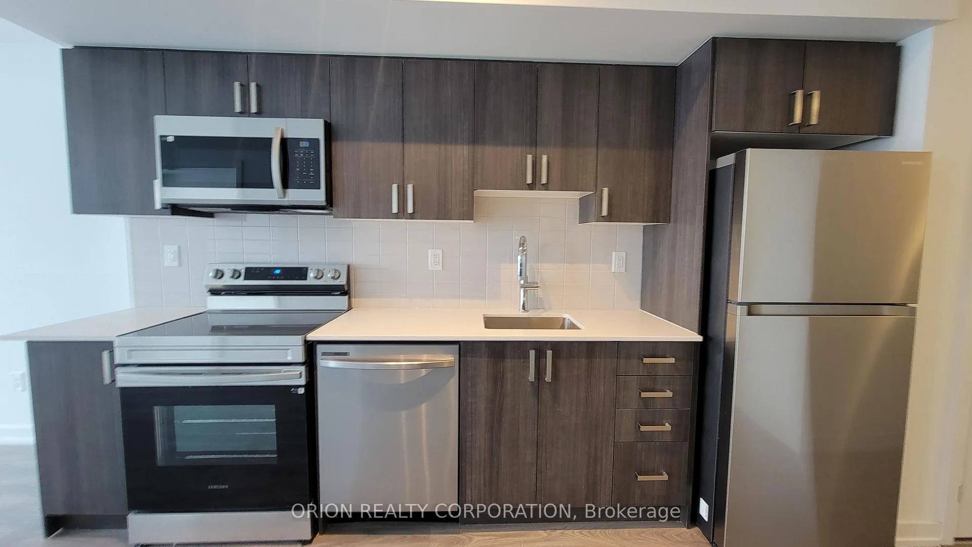 Photo 2 of Unit 1712, 1435 Celebration Drive, Pickering, Bay Ridges — HOMEH