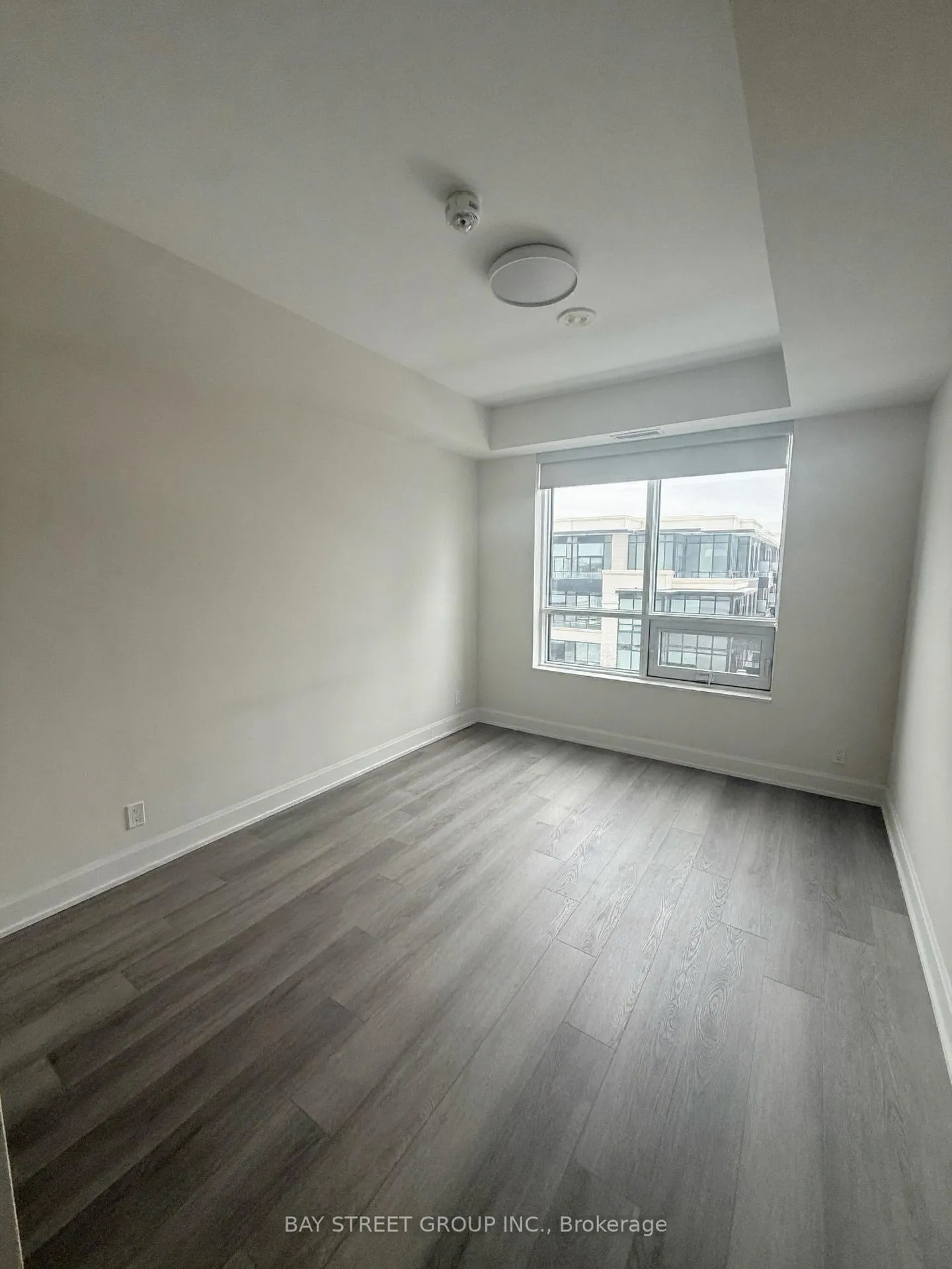Photo 6 of Unit 921, 38 Water Walk Drive, Markham, Unionville — HOMEH