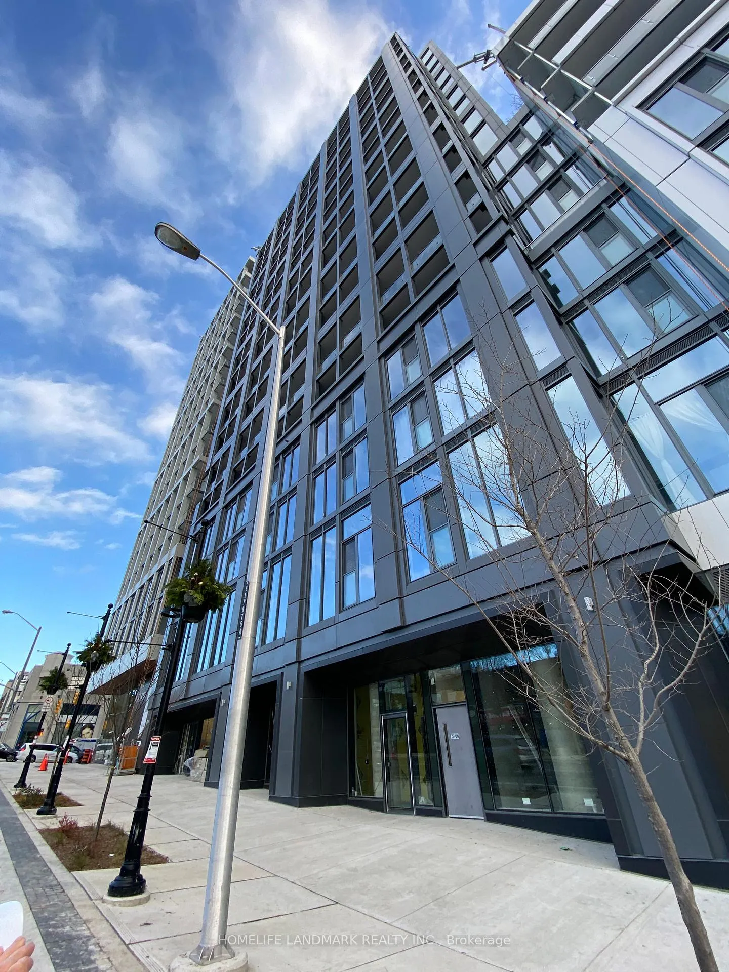 Front of Unit 720, 2020 Bathurst Street
