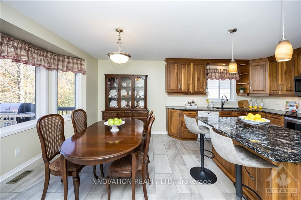 Photo 10 of 136 Patterson Crescent, Carleton Place — HOMEH