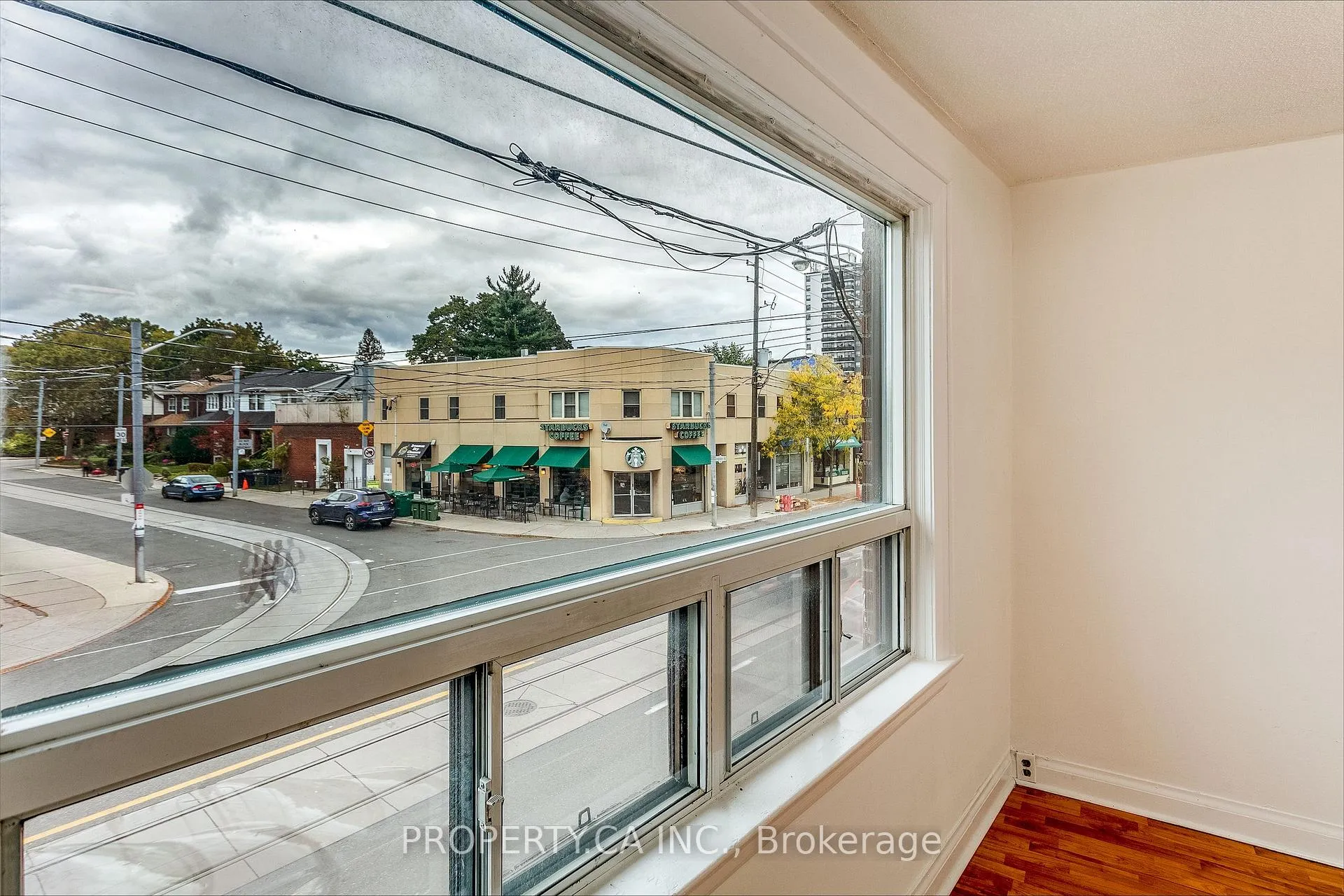Photo 8 of Unit 2nd Flr, 1011 Kingston Road, Toronto, The Beaches — HOMEH