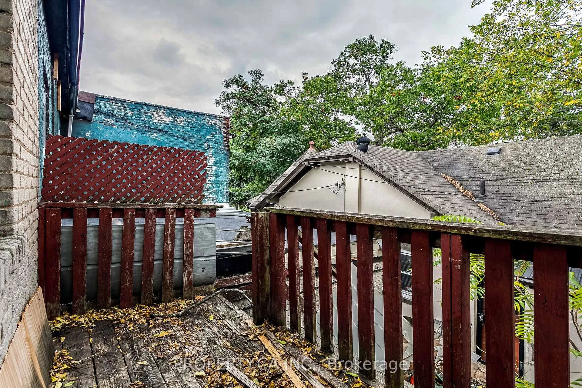 Photo 20 of Unit 2nd Flr, 1011 Kingston Road, Toronto, The Beaches — HOMEH