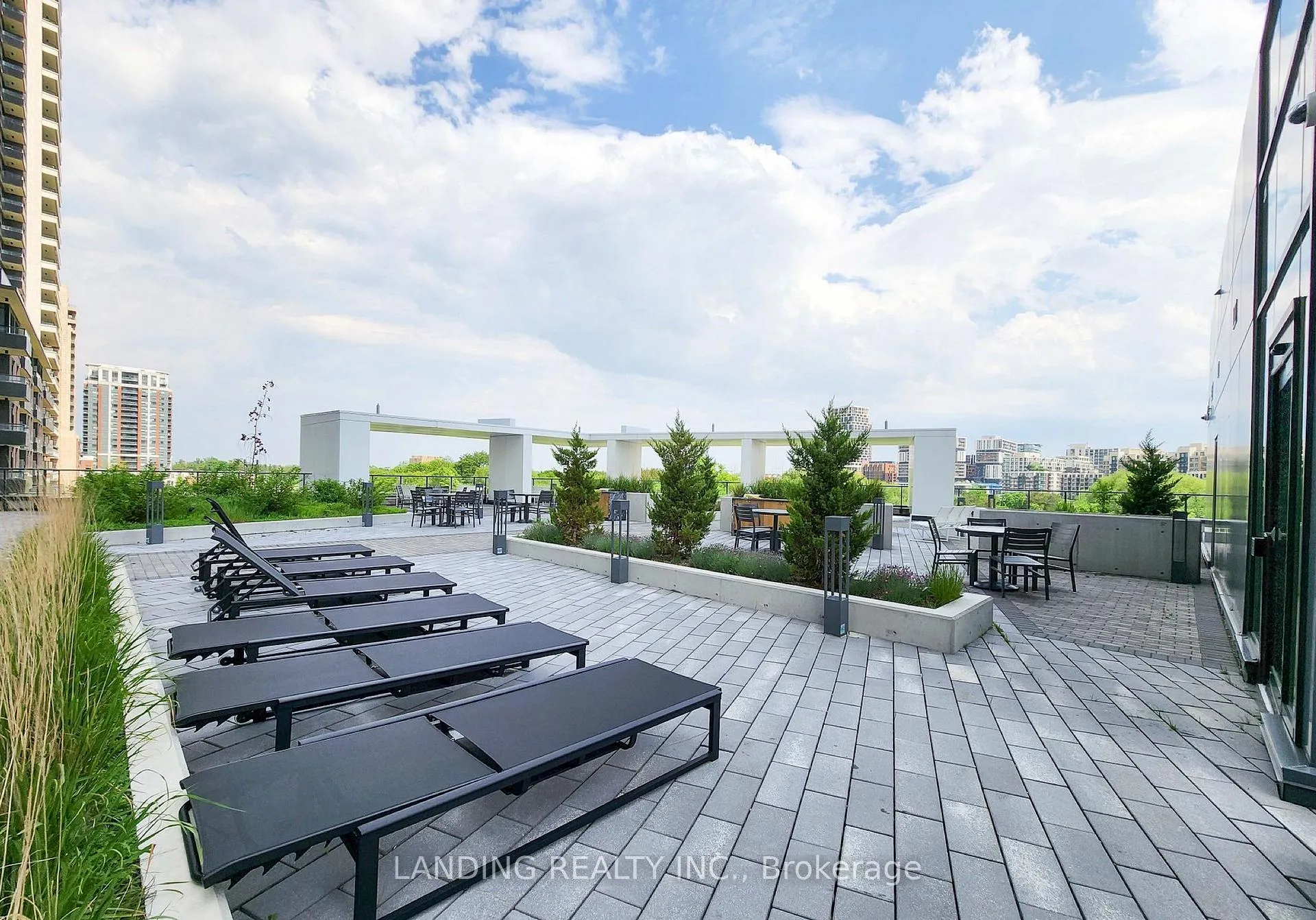 Photo 18 of Unit 1003, 38 Water Walk Drive, Markham, Unionville — HOMEH