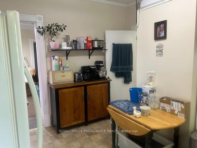 Photo 7 of 161 Foster Avenue, Belleville, Belleville Ward — HOMEH