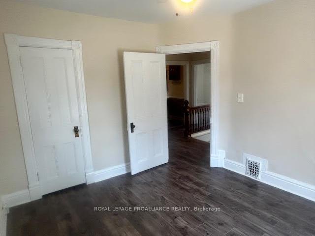 Photo 35 of 161 Foster Avenue, Belleville, Belleville Ward — HOMEH