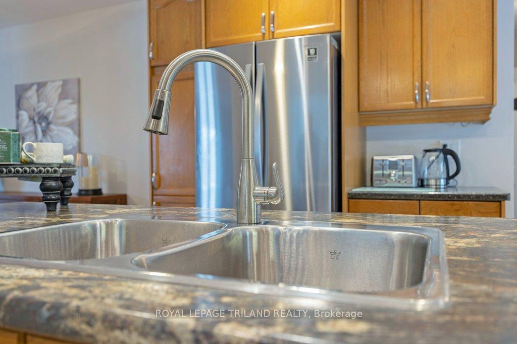 Photo 12 of 15 Timberlane Crescent, Central Elgin, Rural Central Elgin — HOMEH