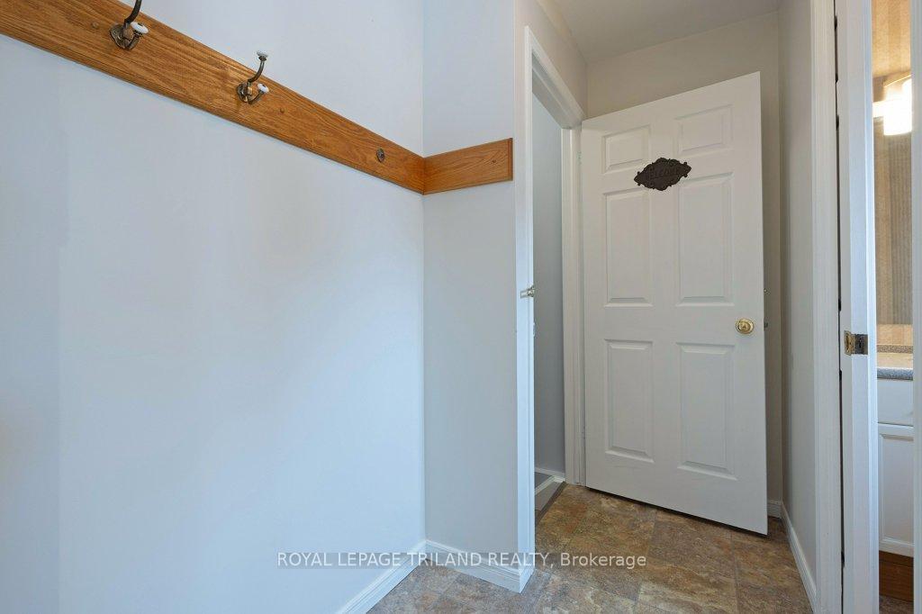 Photo 16 of 15 Timberlane Crescent, Central Elgin, Rural Central Elgin — HOMEH