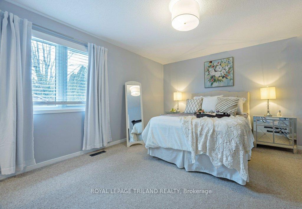 Photo 21 of 15 Timberlane Crescent, Central Elgin, Rural Central Elgin — HOMEH