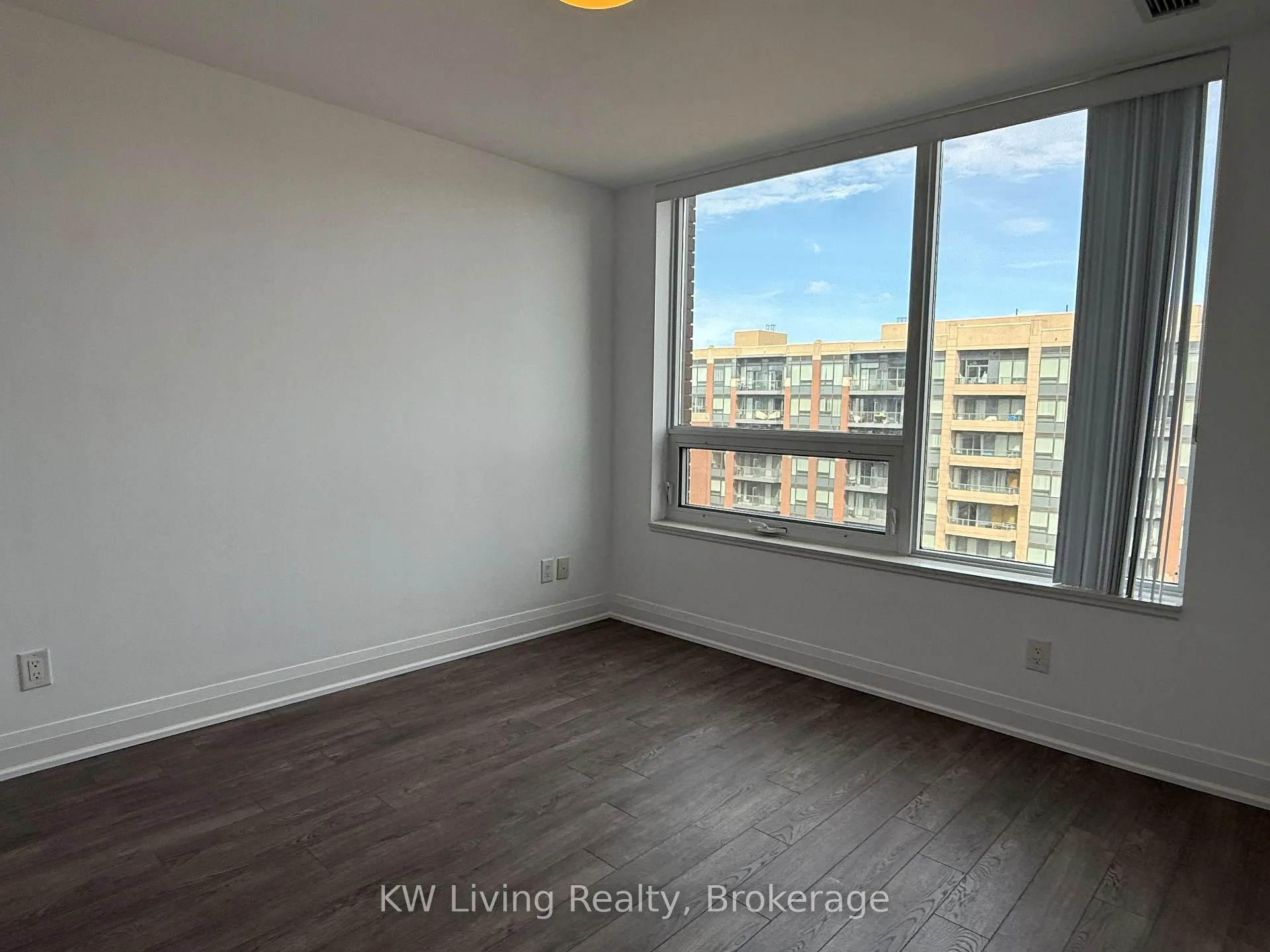 Photo 14 of Unit 908, 18 Uptown Drive, Markham, Unionville — HOMEH