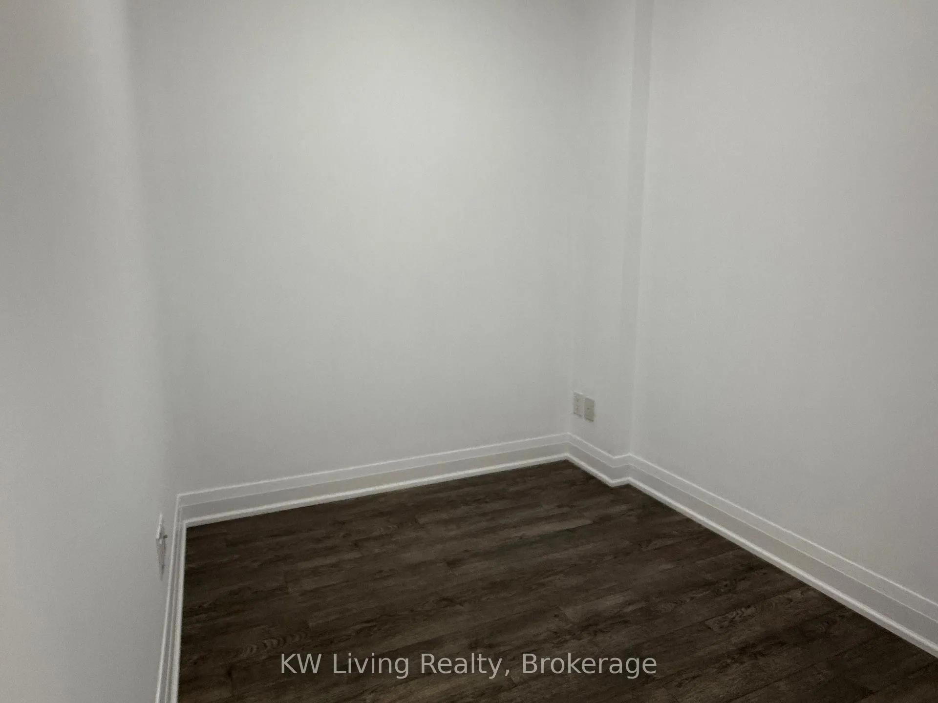 Photo 17 of Unit 908, 18 Uptown Drive, Markham, Unionville — HOMEH