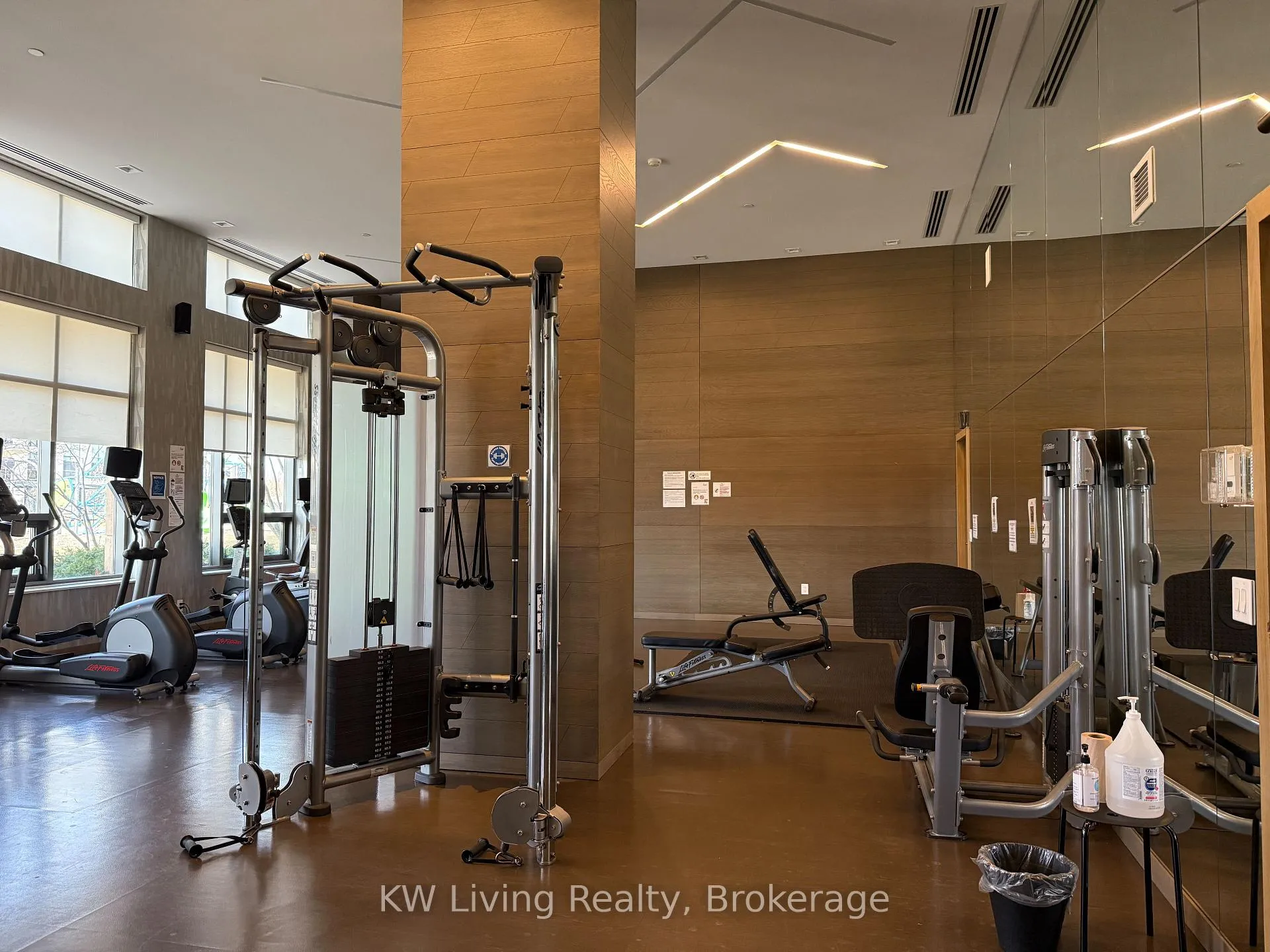 Photo 25 of Unit 908, 18 Uptown Drive, Markham, Unionville — HOMEH