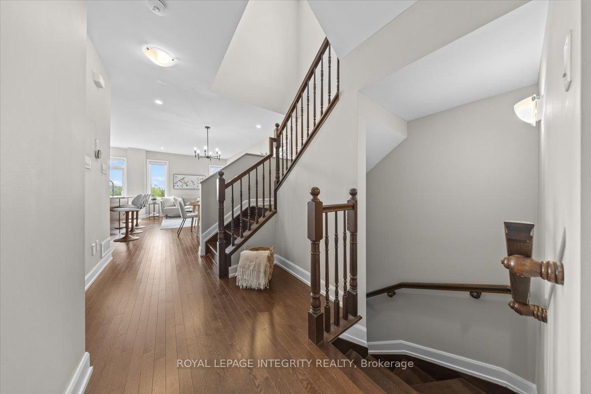 Photo 6 of 93 Aura Avenue, Ottawa, Barrhaven - Heritage Park — HOMEH