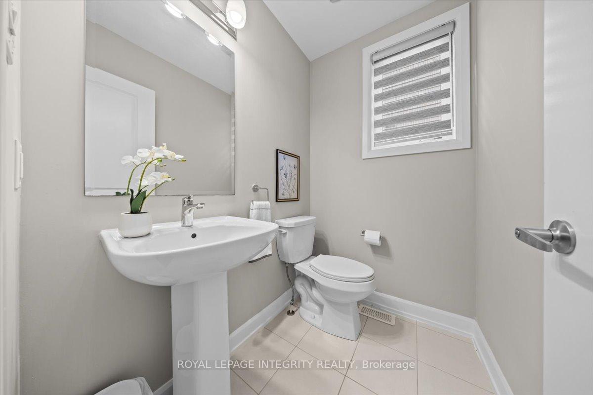 Photo 17 of 93 Aura Avenue, Ottawa, Barrhaven - Heritage Park — HOMEH