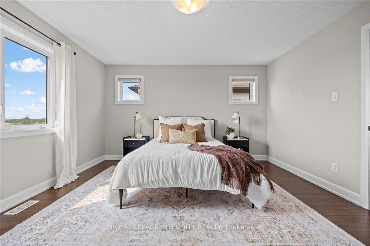 Photo 20 of 93 Aura Avenue, Ottawa, Barrhaven - Heritage Park — HOMEH
