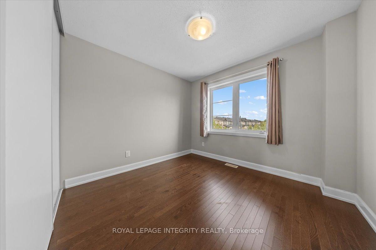 Photo 26 of 93 Aura Avenue, Ottawa, Barrhaven - Heritage Park — HOMEH