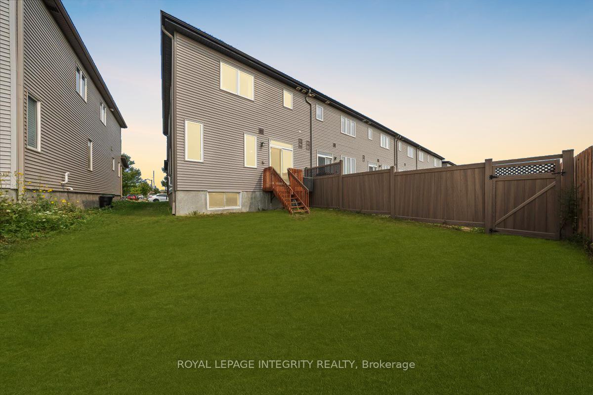 Photo 35 of 93 Aura Avenue, Ottawa, Barrhaven - Heritage Park — HOMEH