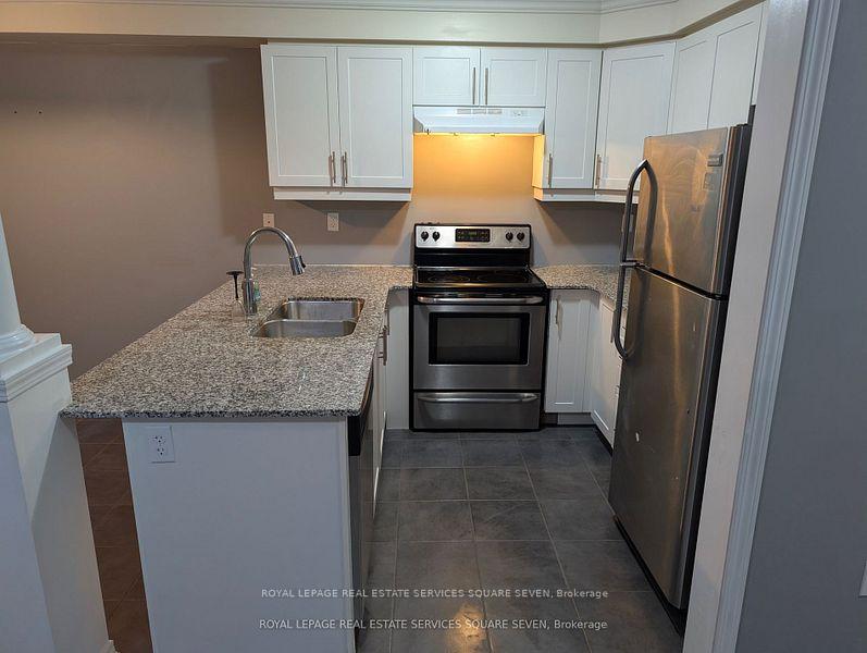 Photo 13 of 71 Forrester Drive, Clarington, Bowmanville — HOMEH