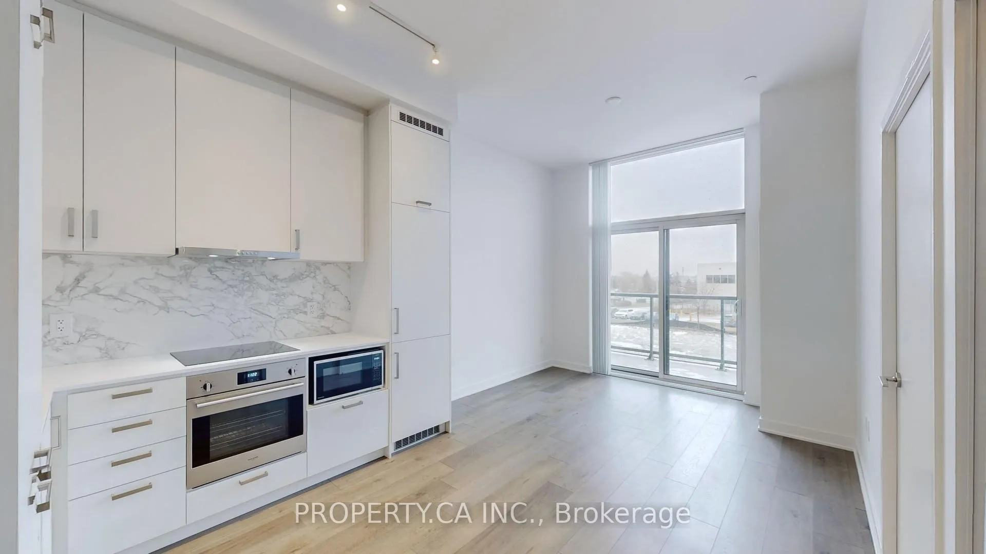 Front of Unit 211, 60 Honeycrisp Crescent