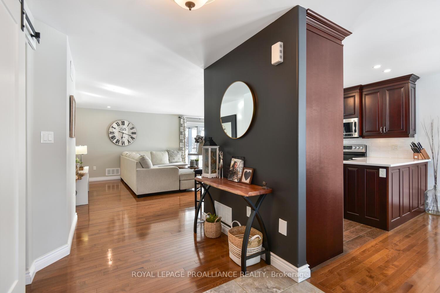 Photo 4 of 13 Albert Street, Edwardsburgh/Cardinal, Edwardsburgh/Cardinal Twp — HOMEH