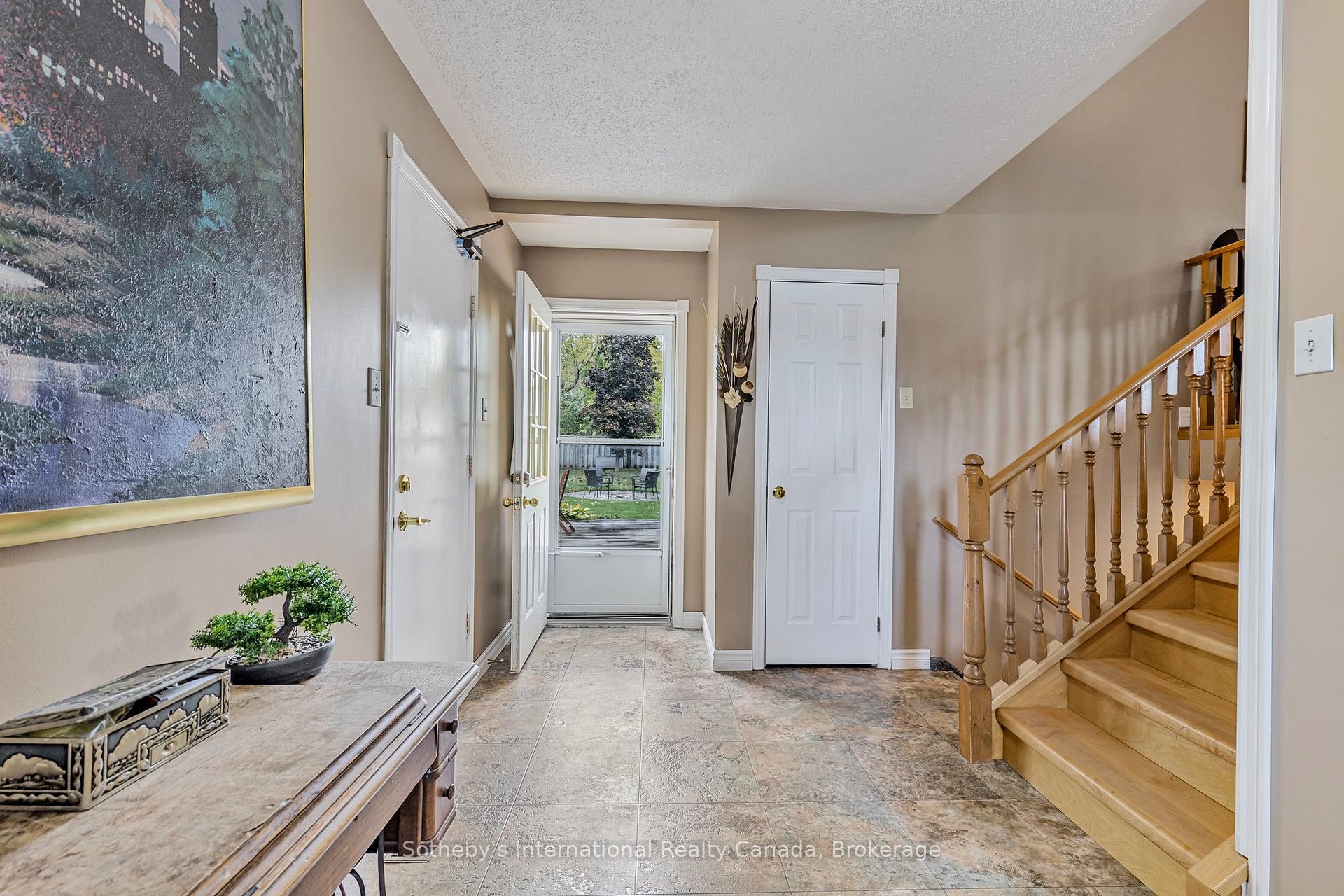 Photo 8 of 7558 County Road 91, Clearview, Stayner — HOMEH