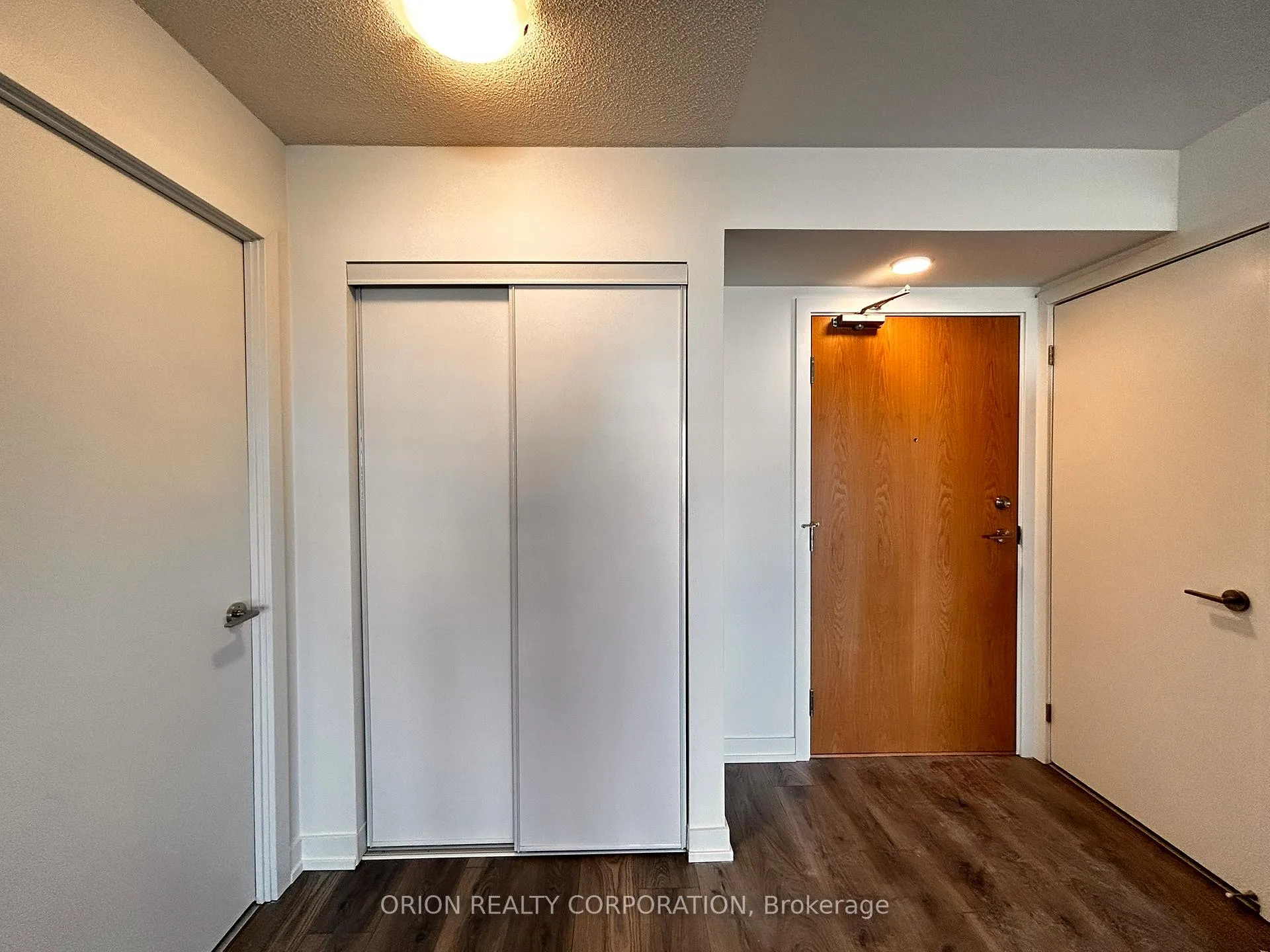 Photo 3 of Unit 1001, 1435 Celebration Drive, Pickering, Bay Ridges — HOMEH