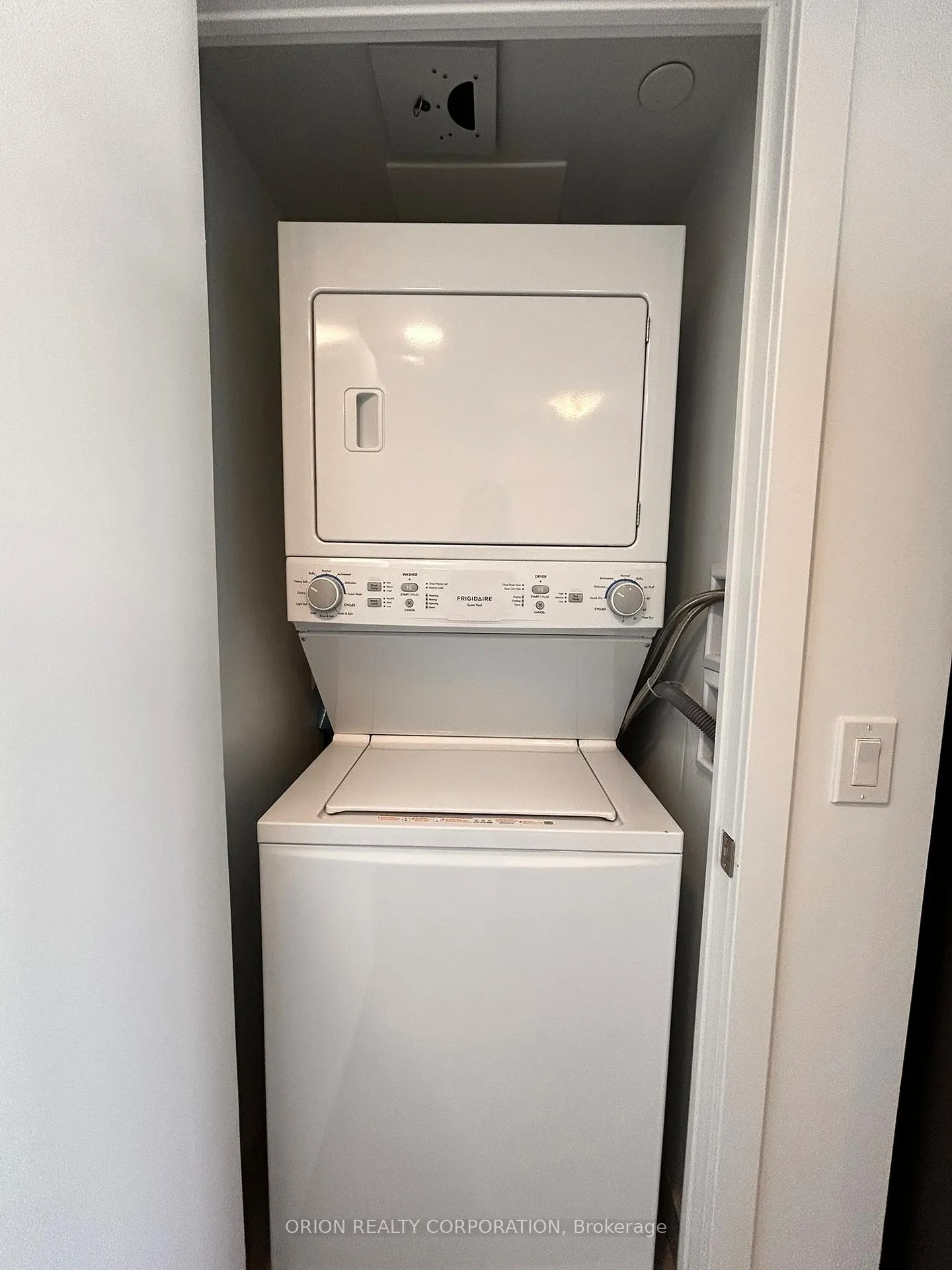Photo 4 of Unit 1001, 1435 Celebration Drive, Pickering, Bay Ridges — HOMEH