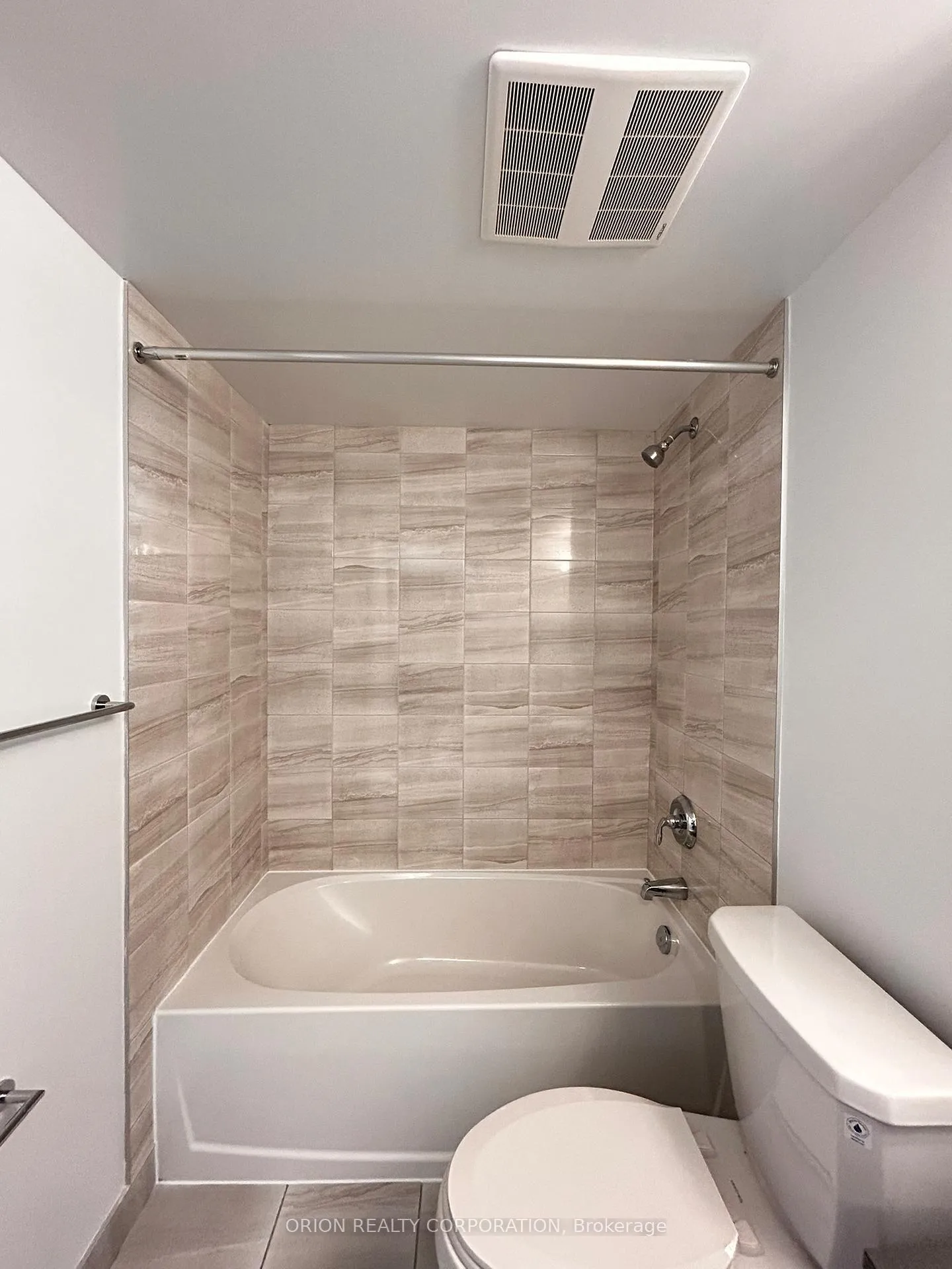 Photo 6 of Unit 1001, 1435 Celebration Drive, Pickering, Bay Ridges — HOMEH