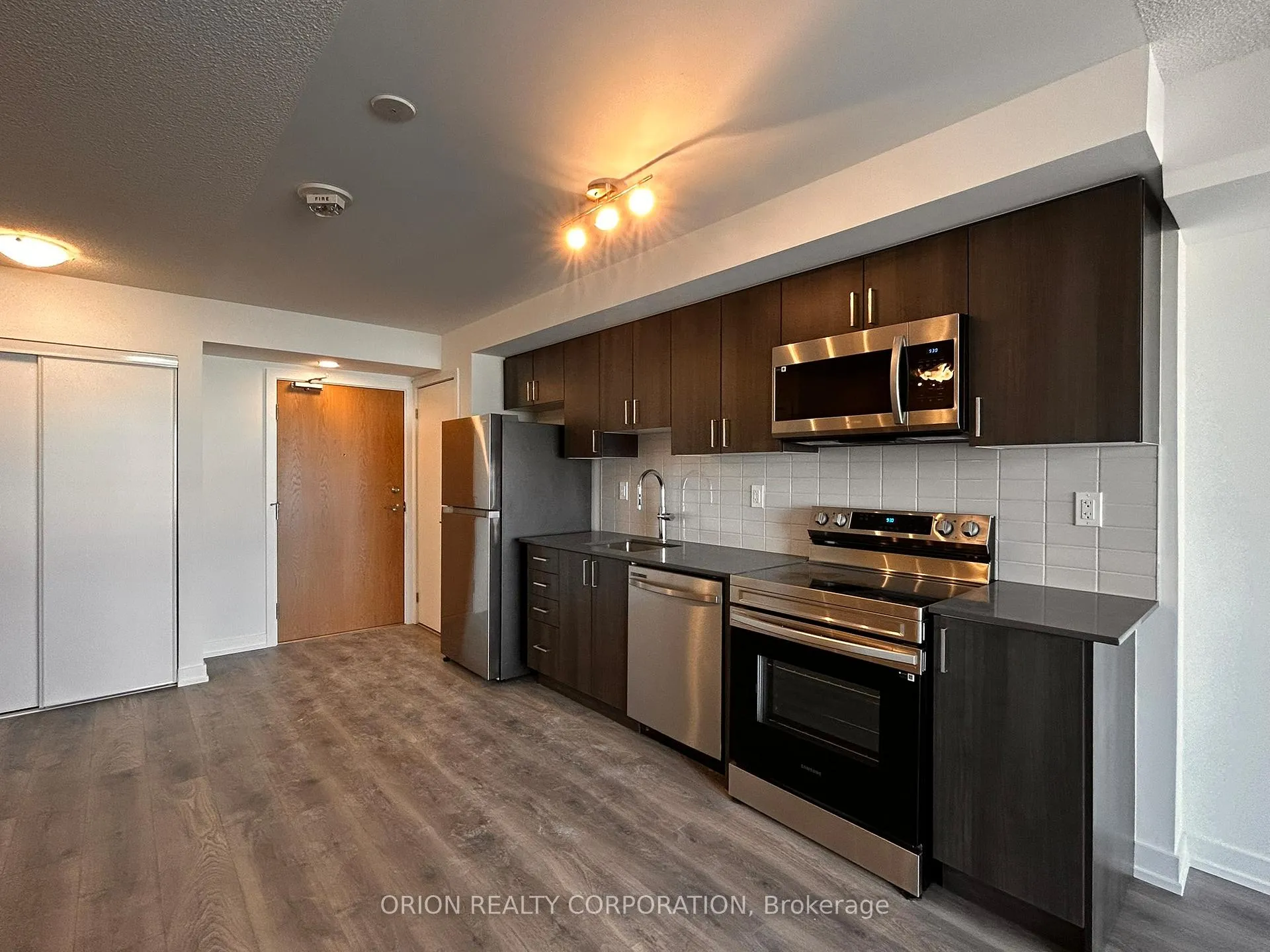 Photo 12 of Unit 1001, 1435 Celebration Drive, Pickering, Bay Ridges — HOMEH