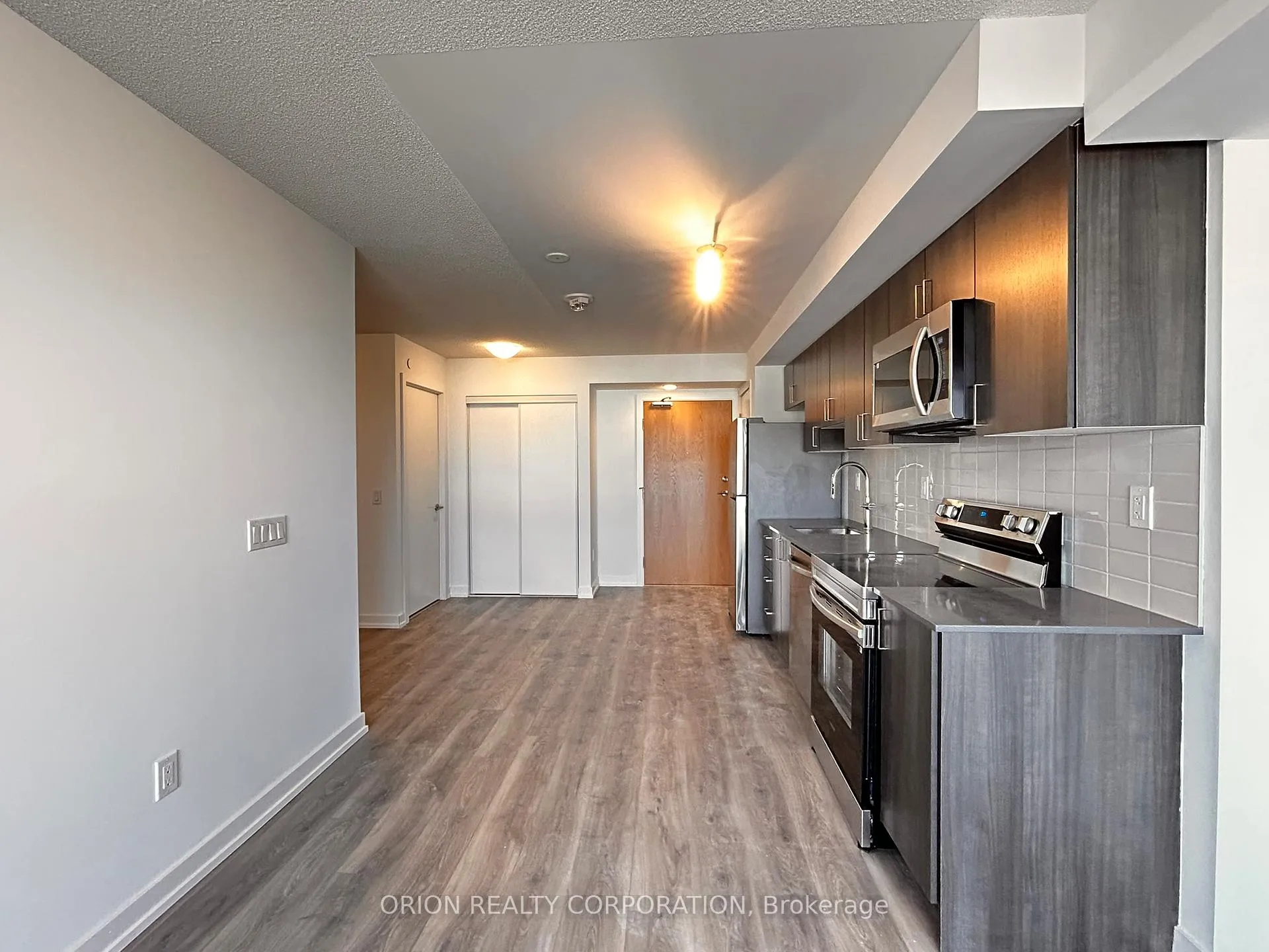 Photo 13 of Unit 1001, 1435 Celebration Drive, Pickering, Bay Ridges — HOMEH