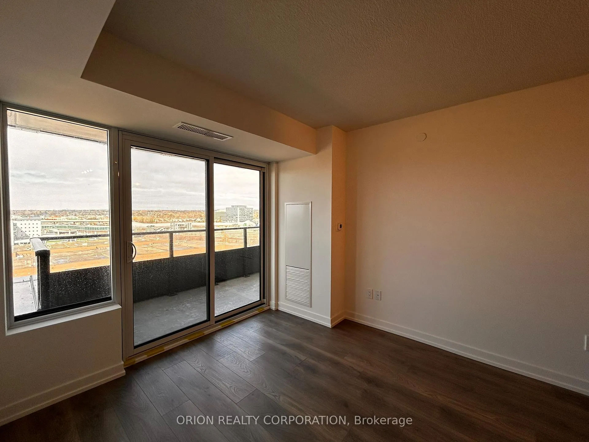Photo 18 of Unit 1001, 1435 Celebration Drive, Pickering, Bay Ridges — HOMEH