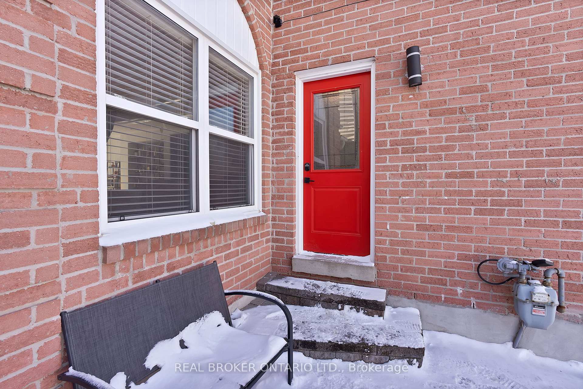 Photo 3 of 21 Carr Drive, Ajax, Central — HOMEH