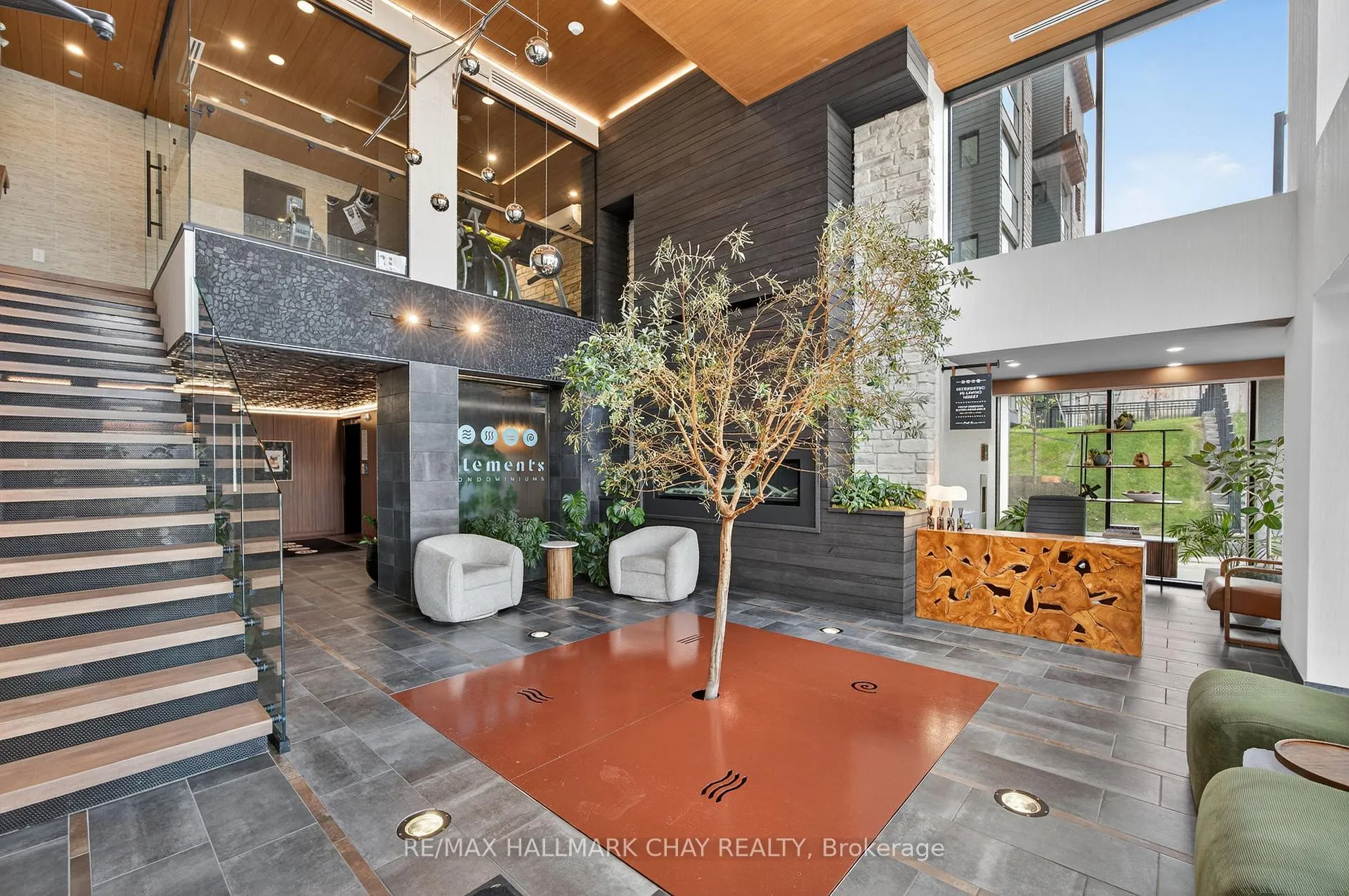 Photo 18 of Unit 203, 15 Kneeshaw Drive, Barrie, Innis-Shore — HOMEH