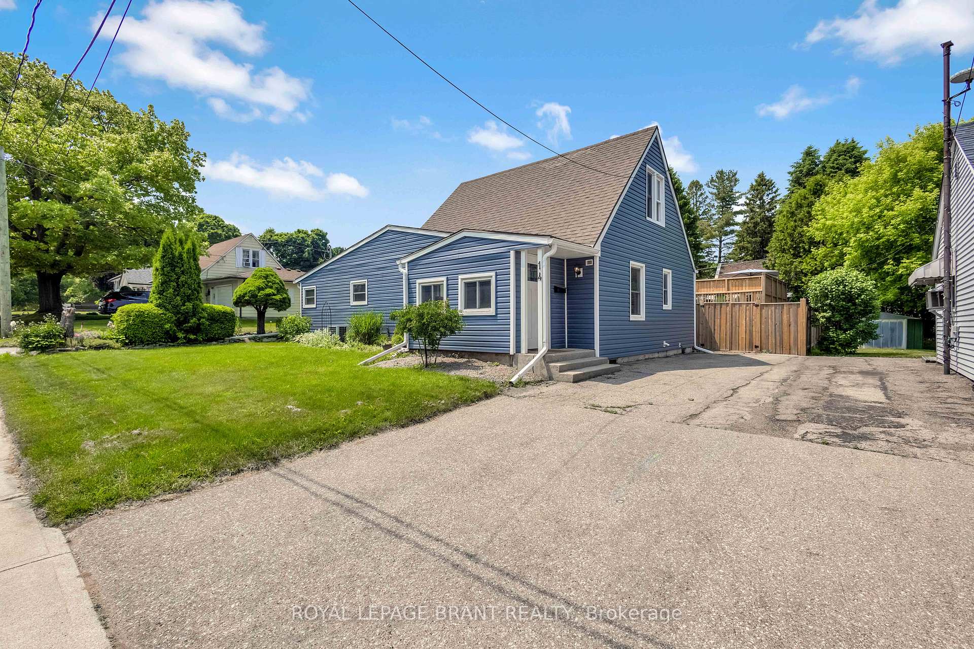 Photo 1 of 14 Barker Street, Brant, Paris — HOMEH