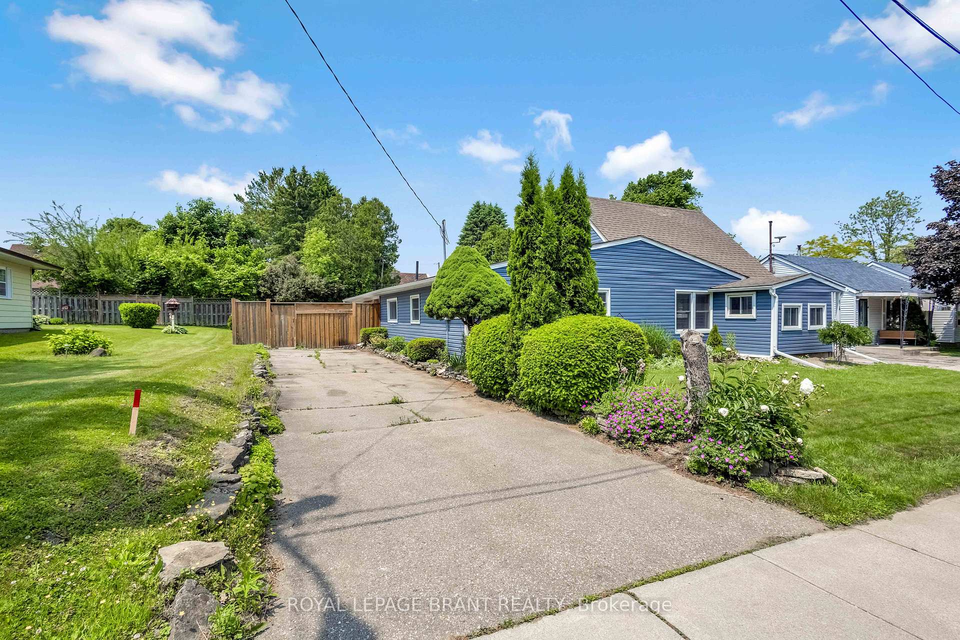 Photo 3 of 14 Barker Street, Brant, Paris — HOMEH
