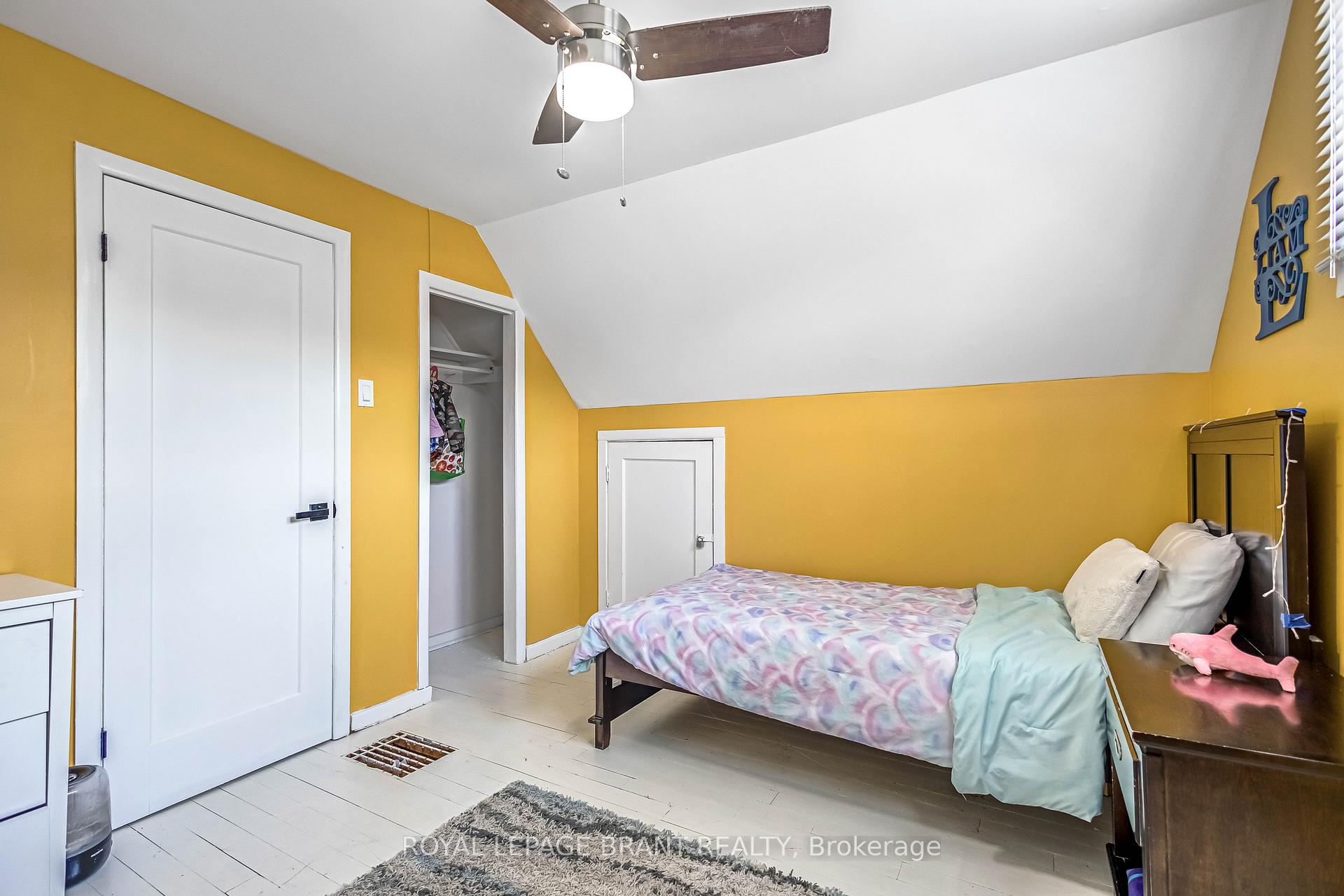 Photo 23 of 14 Barker Street, Brant, Paris — HOMEH