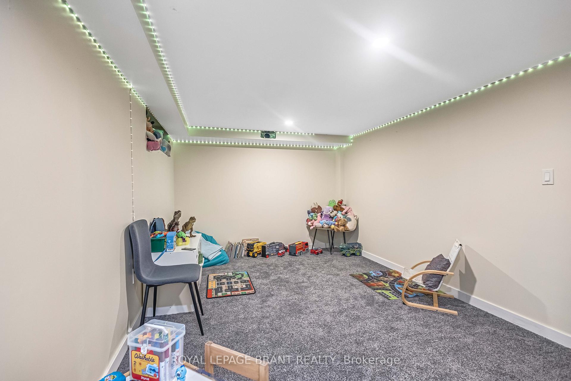 Photo 29 of 14 Barker Street, Brant, Paris — HOMEH