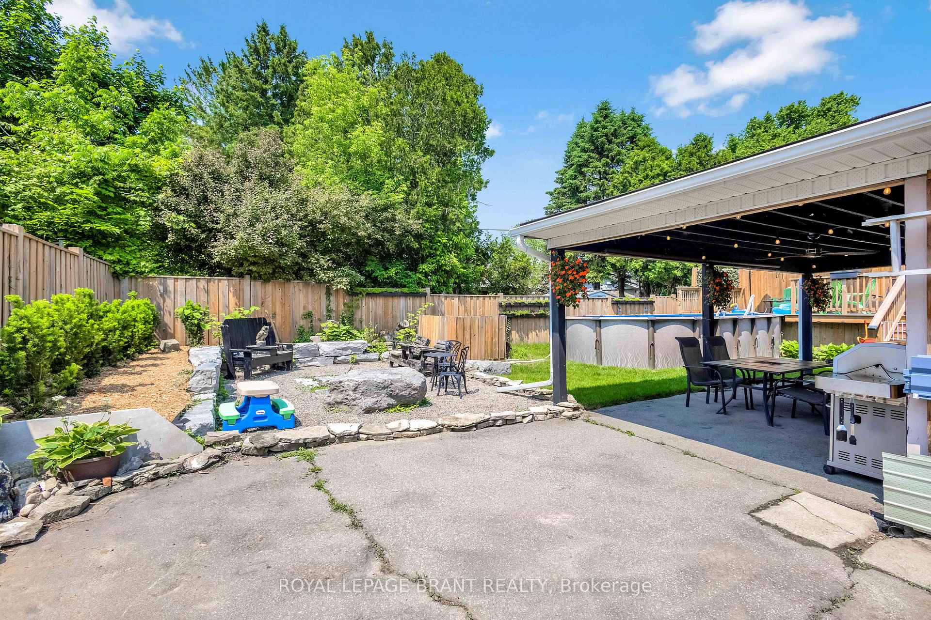 Photo 37 of 14 Barker Street, Brant, Paris — HOMEH