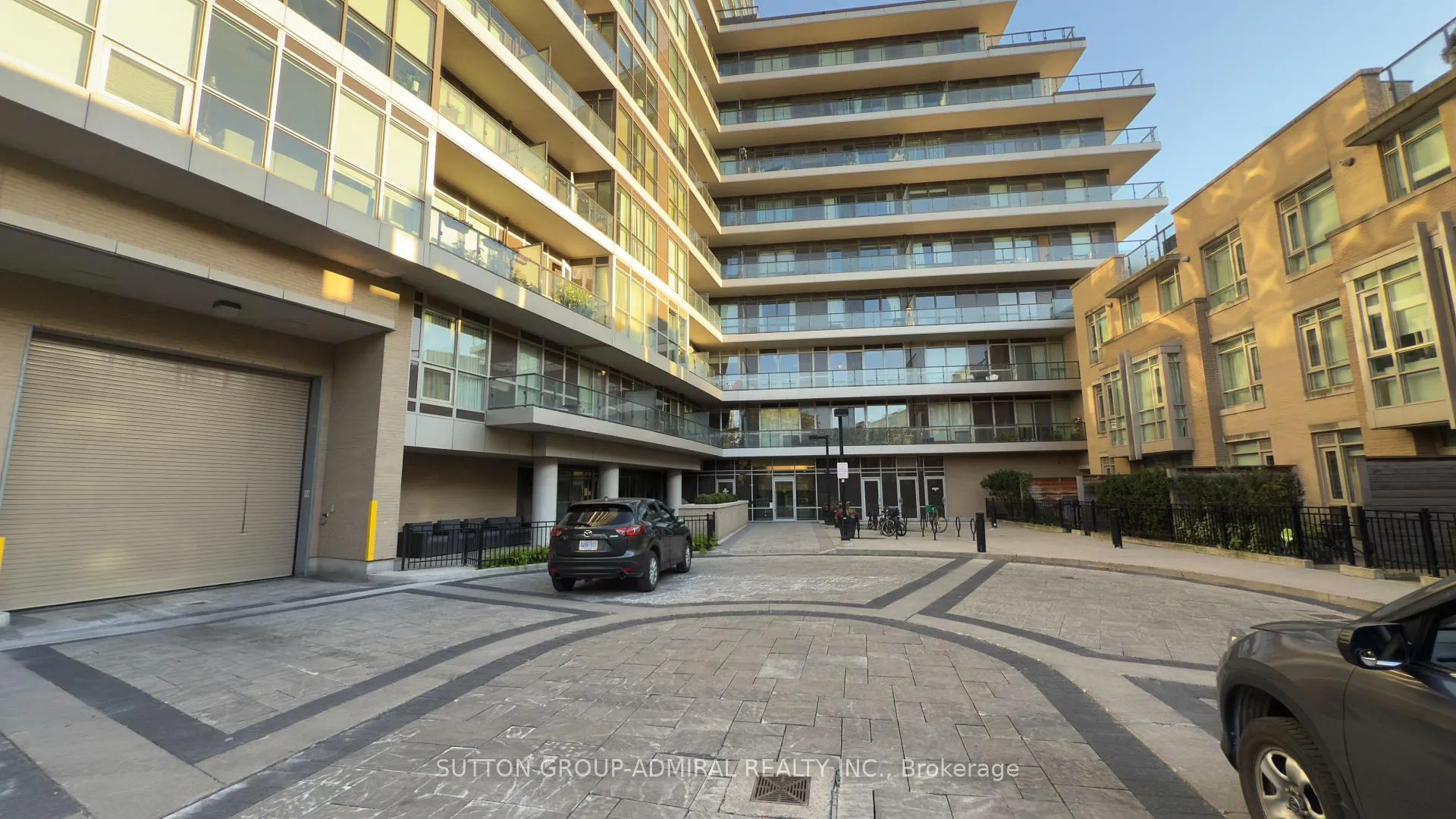 Photo 2 of Unit 412, 60 Berwick Avenue, Toronto, Yonge-Eglinton — HOMEH