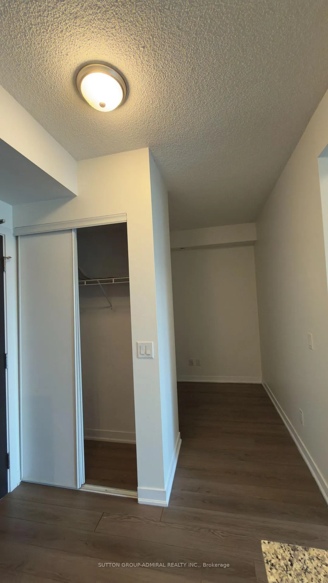 Photo 6 of Unit 412, 60 Berwick Avenue, Toronto, Yonge-Eglinton — HOMEH