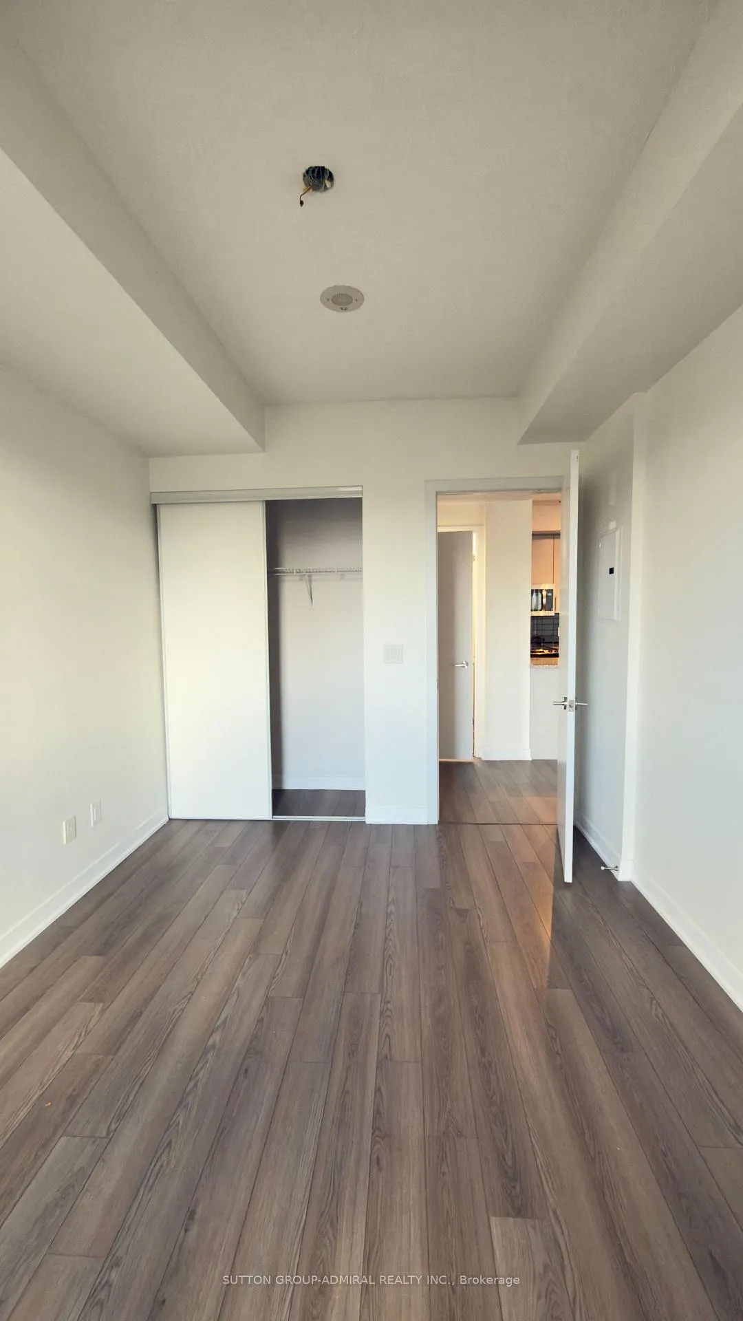 Photo 12 of Unit 412, 60 Berwick Avenue, Toronto, Yonge-Eglinton — HOMEH