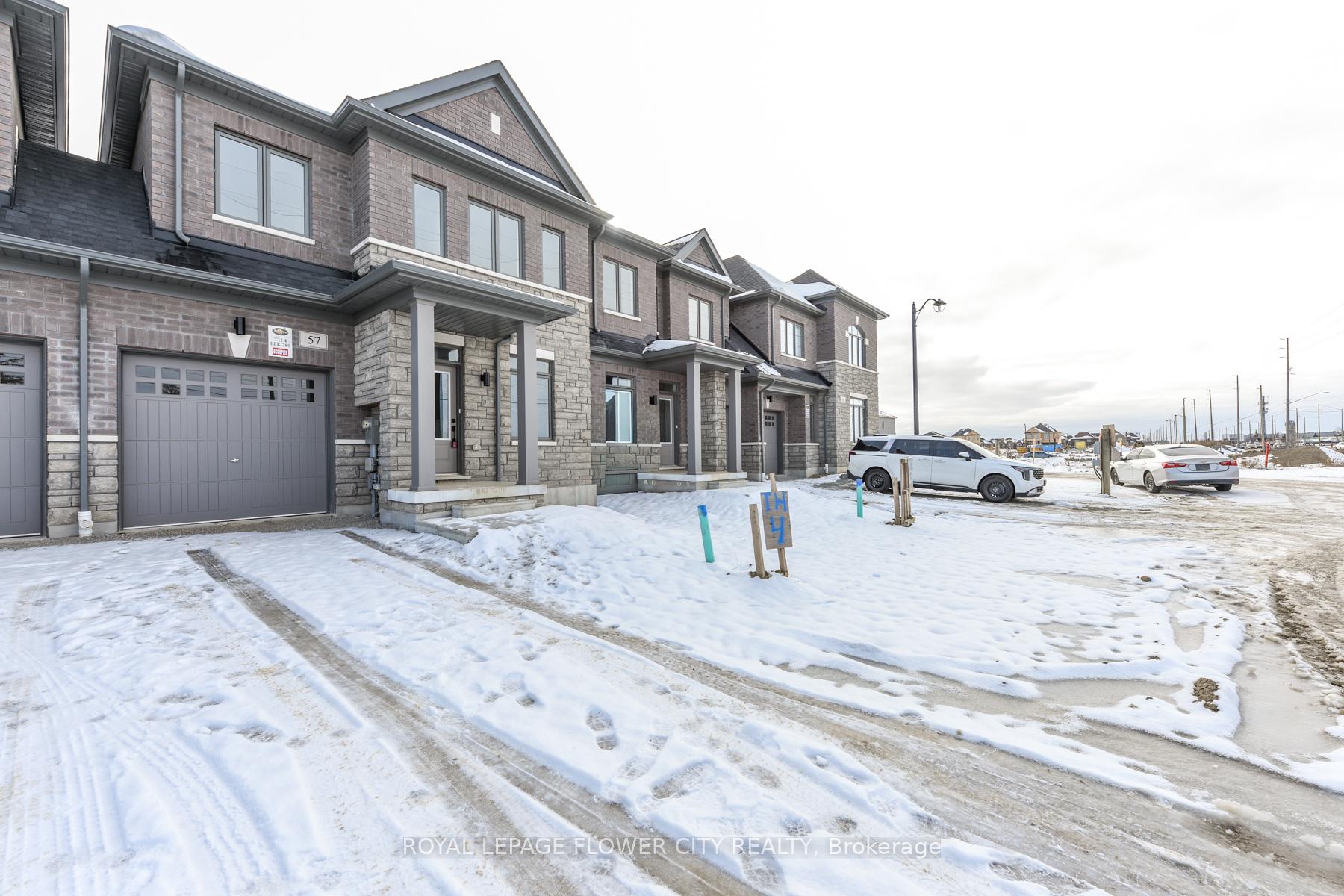 Photo 2 of 57 Tapscott Crescent, Brampton, Sandringham-Wellington North — HOMEH