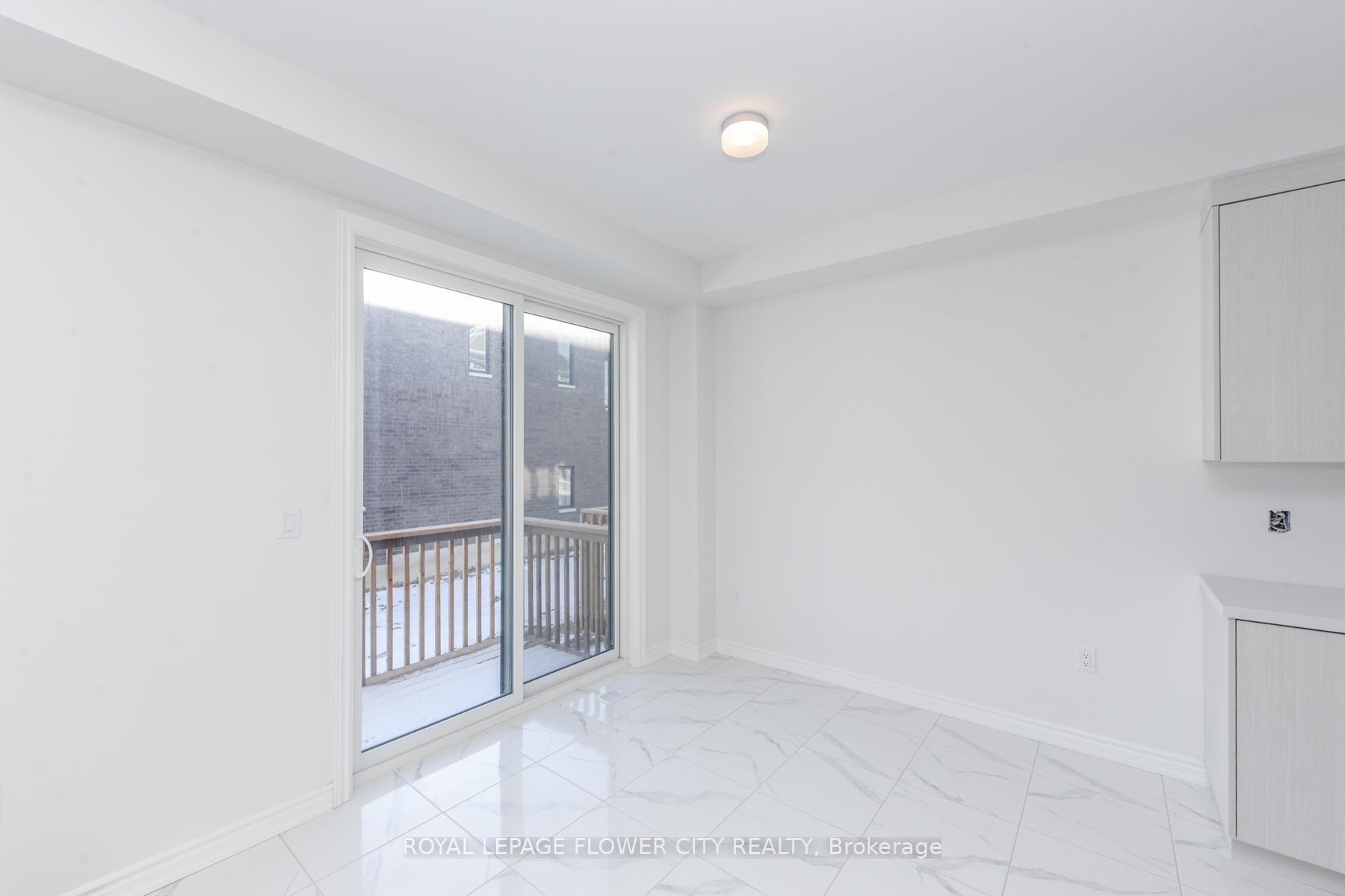 Photo 14 of 57 Tapscott Crescent, Brampton, Sandringham-Wellington North — HOMEH