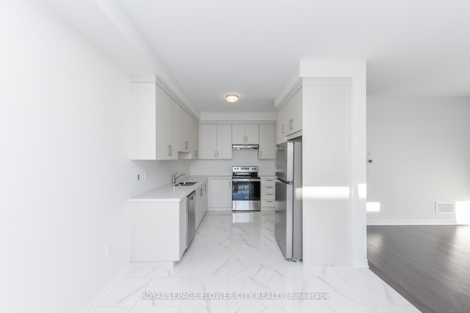 Photo 15 of 57 Tapscott Crescent, Brampton, Sandringham-Wellington North — HOMEH