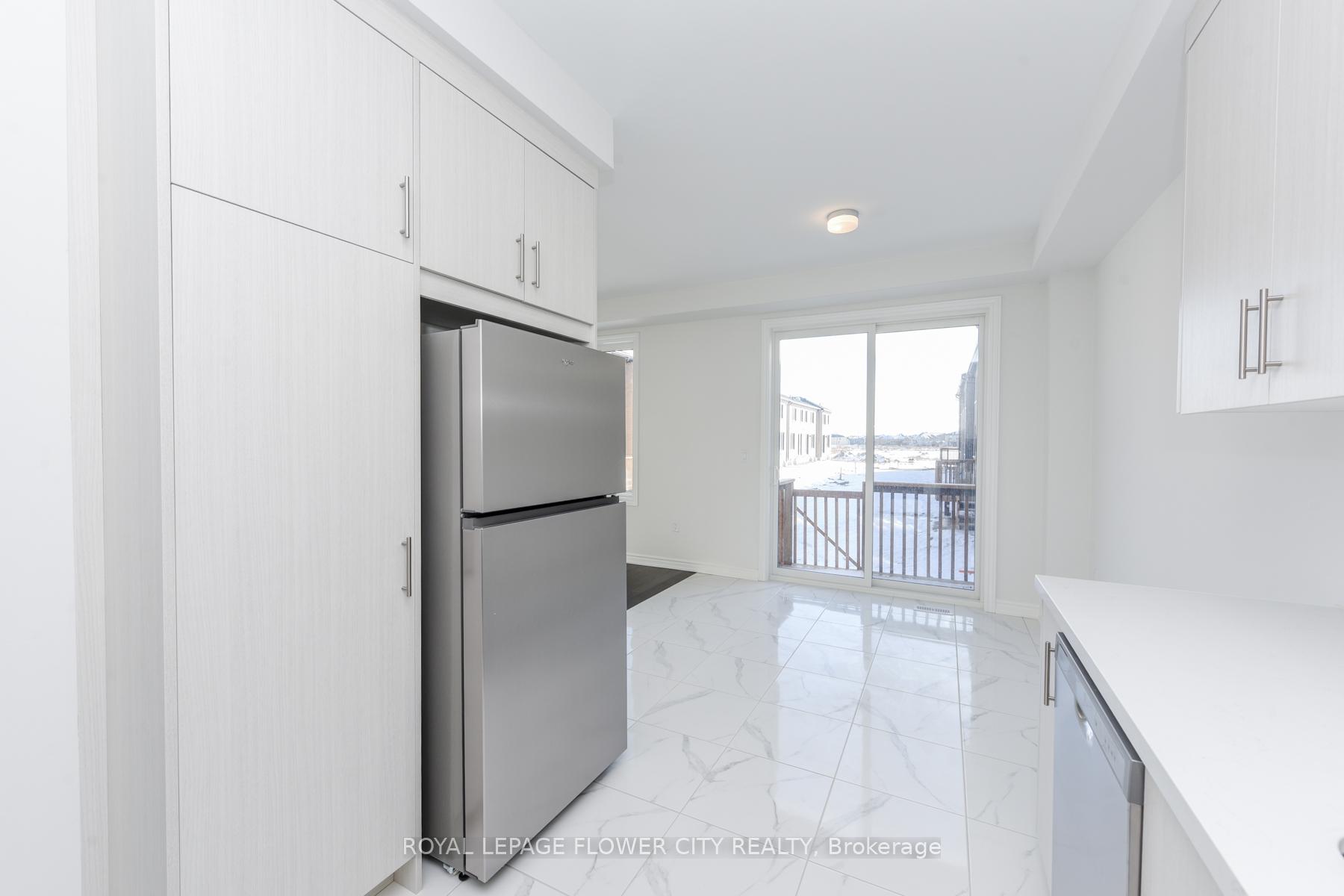 Photo 22 of 57 Tapscott Crescent, Brampton, Sandringham-Wellington North — HOMEH