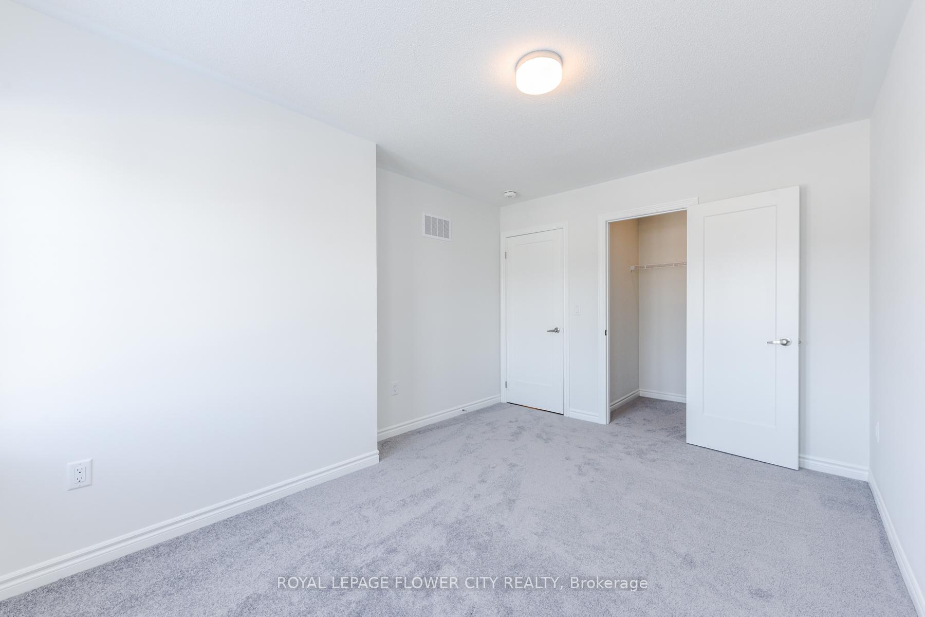 Photo 29 of 57 Tapscott Crescent, Brampton, Sandringham-Wellington North — HOMEH
