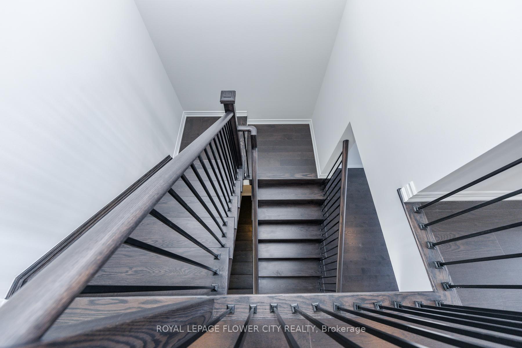 Photo 36 of 57 Tapscott Crescent, Brampton, Sandringham-Wellington North — HOMEH